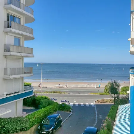Апартаменты Vue Sur Riviera Ла-Боль-Эскублак